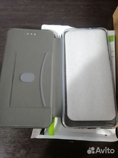 Продам чехол книжка и стекло на honor 9 c