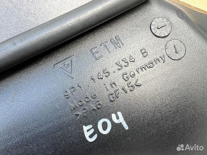 Воздуховод Porsche 911 Сarrera передний Porsche