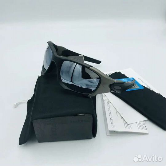 Солнцезащитные очки