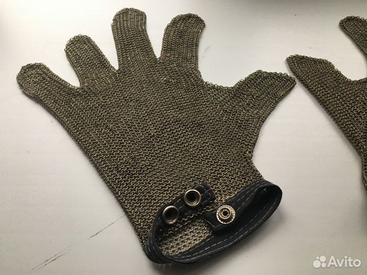 Пара кольчужных перчаток для разделки мяса