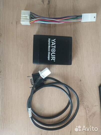 Yatour Автомобильный mp3 чейнджер