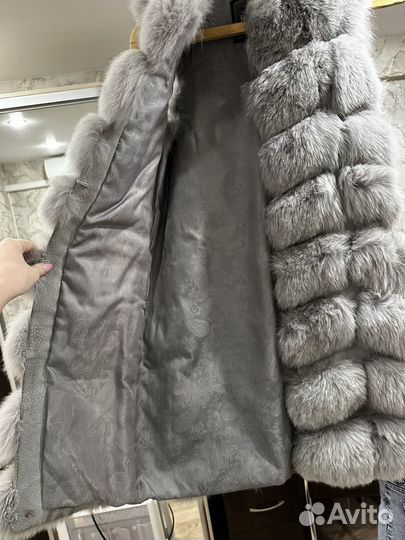 Меховая жилетка из песца 44