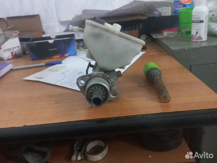 Главный тормозной цилиндр пежо 406