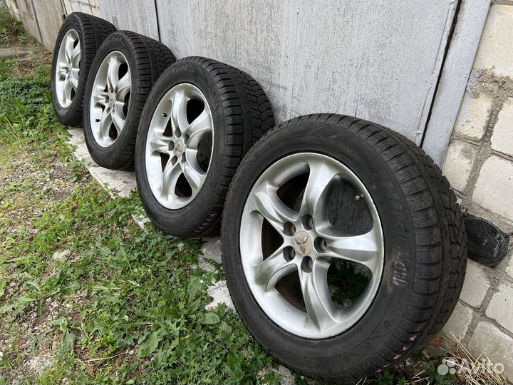 Колеса 235/55/17 сверловка 5х114,3