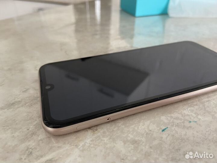 Honor 8A