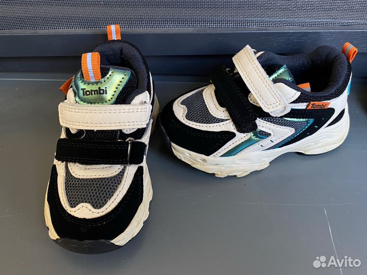 Кроссовки 24 размер