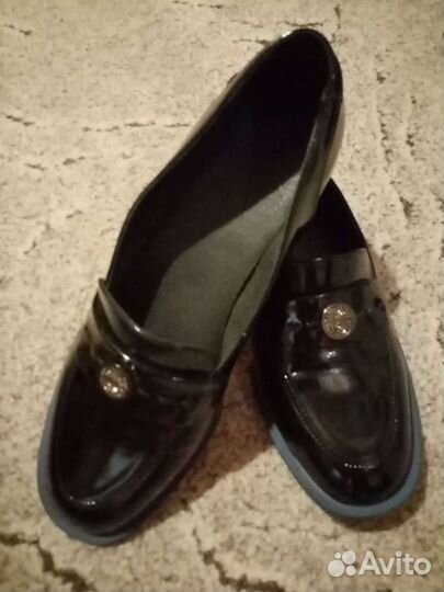 Лоферы женские 40