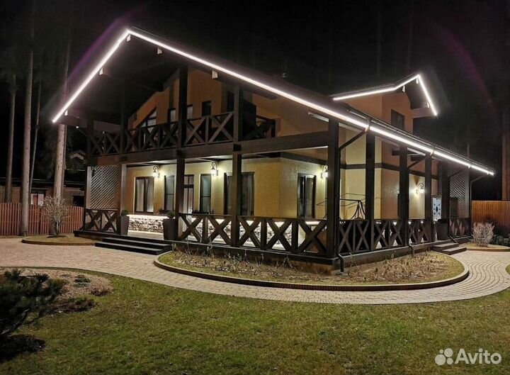 Украшение домов гирляндами, подсветка дома лентой