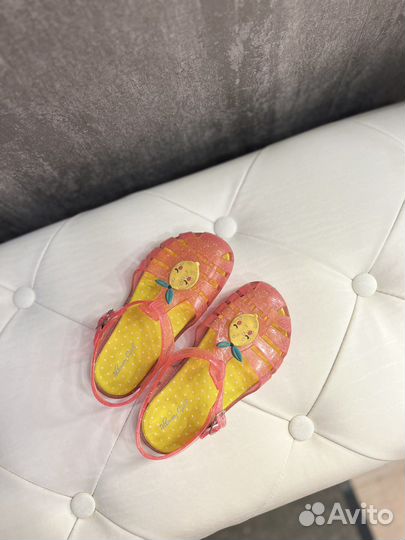 Босоножки для девочки