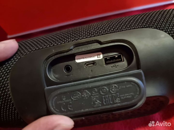 Колонка jbl charge 3