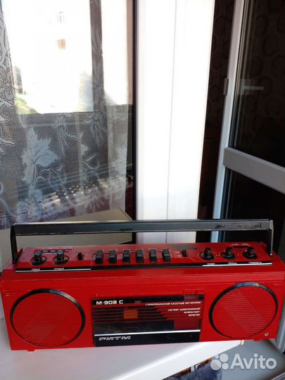 Магнитофон ритм 303. перимский пр-во