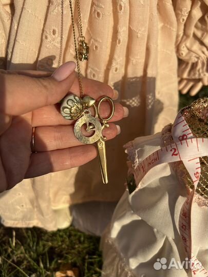 Коллекционная фарфоровая кукла