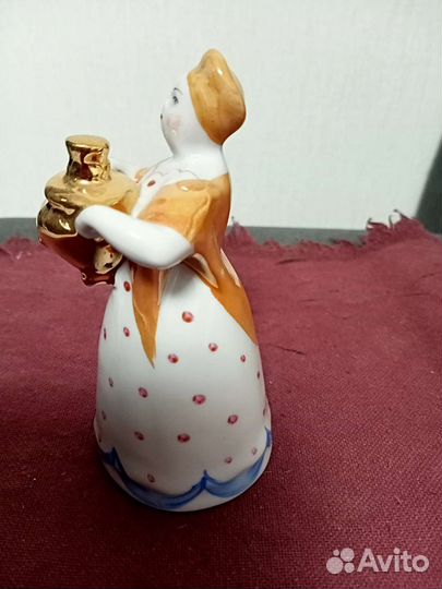 Барышня с самоваром Дулево