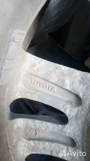 Запасное колесо toyota