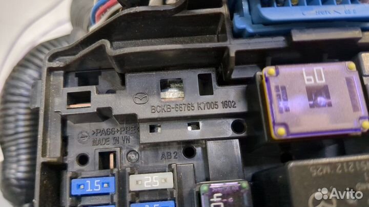 Блок предохранителей Mazda CX-30
