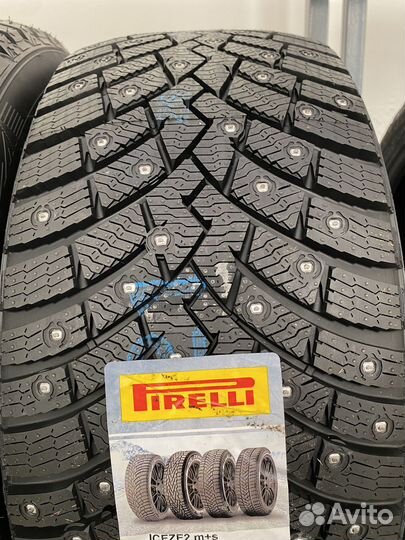 Pirelli Ice Zero 2 275/35 R20 102T