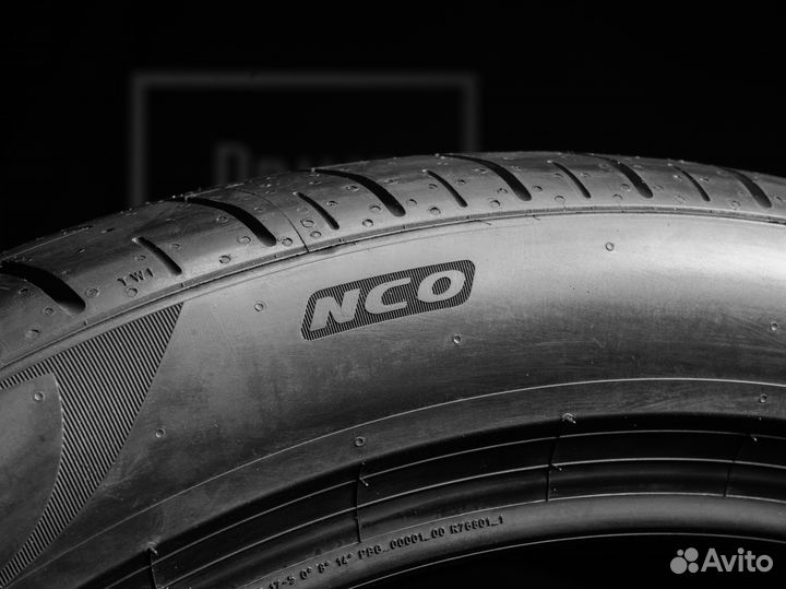 Pirelli P Zero PZ4 315/35 R22 и 285/40 R22 119Y