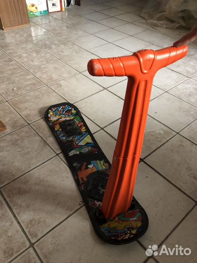 Сани и детский сноуборд