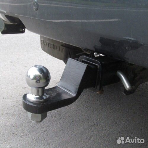 Фаркоп на УАЗ 3163 Патриот под амер. квадрат