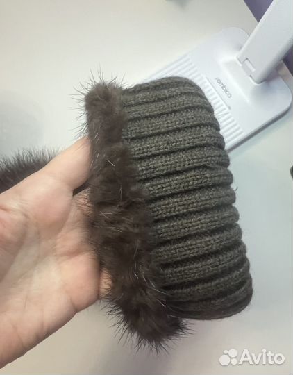 Шапка норковая с помпоном съемным