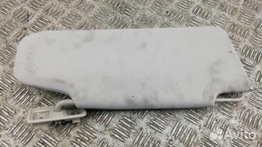 Солнцезащитный козырек volvo V60 1 (83T22IY02)