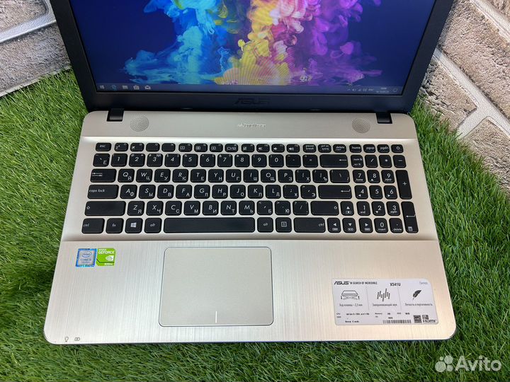 Игровой Asus i5-7 Gen/GeForce 920MX/8Gb/SSD240