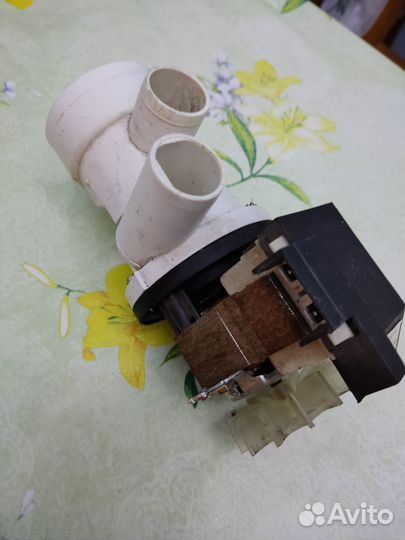 Помпа от стиральной машины ariston lb6t