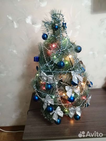 Елка искусственная заснеженная