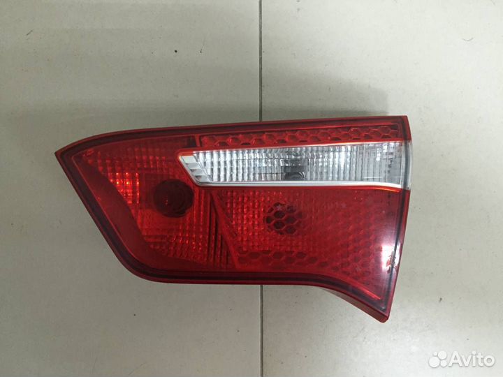 Фонарь задний внутренний правый Kia Rio 3 UB 2011