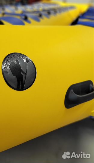 Надувной банан