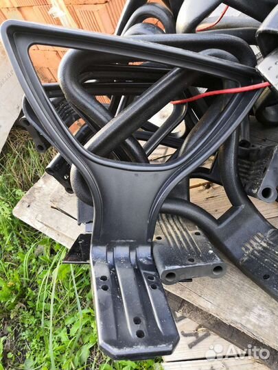 Подлокотник для офисного кресла