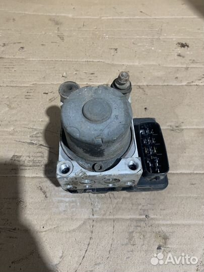 Блок ABS Pontiac Vibe