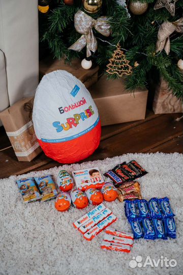 Огромное шоколадное яйцо