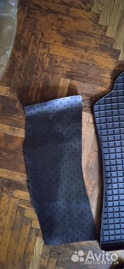 Автомобильные коврики ворсовые