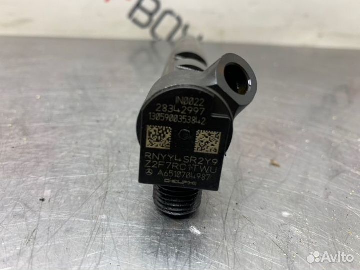 Форсунка Mercedes C-Class W204 OM651 2.2 CDI 2013