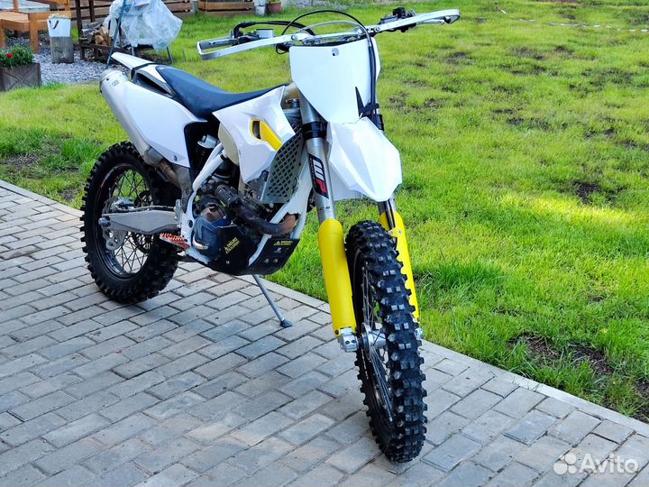 Мотоцикл Husqvаrna FE 350 2015г с птс