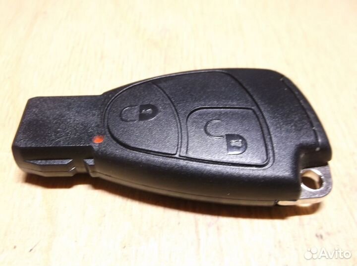 Mercedes Benz Sprinter, Vito чип ключ 2 кнопки