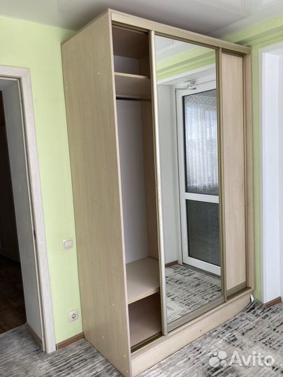 Шкаф купе с зеркалом бу