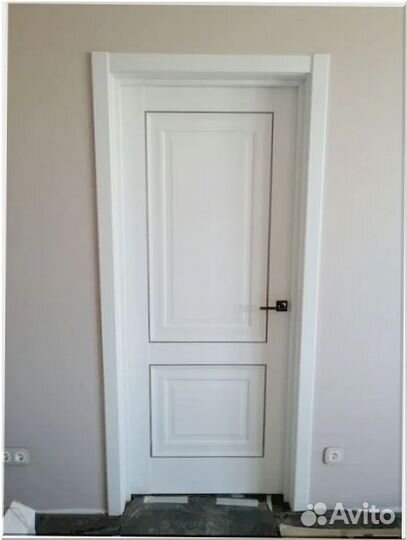 Межкомнатная дверь белая