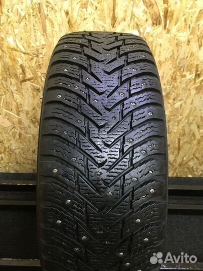 Nokian Tyres Hakkapeliitta 8 SUV 215/65 R17 103T