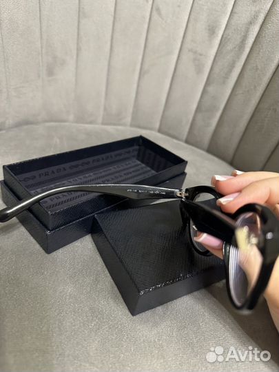 Очки Prada оригинал