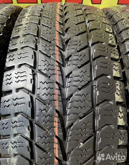 Uniroyal Snow Max 2 215/70 R15C 104R