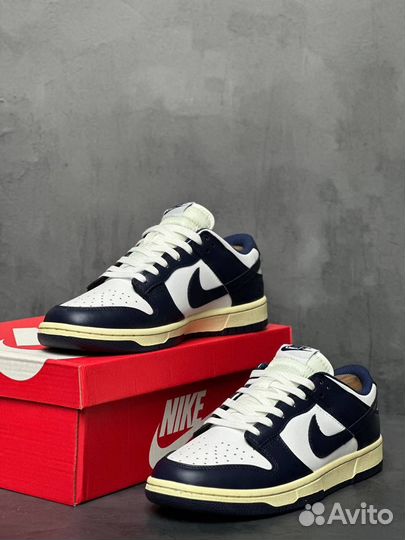 Кроссовки Nike dunk low