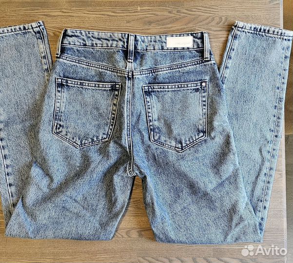 Джинсы levis и mavi