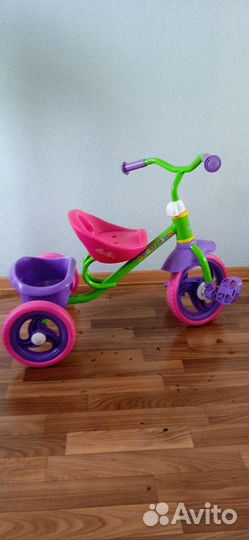 Трехколесный велосипед рич фемили