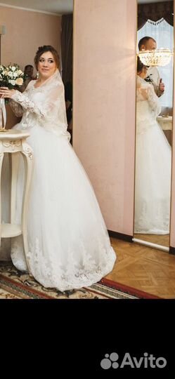 Свадебное платье