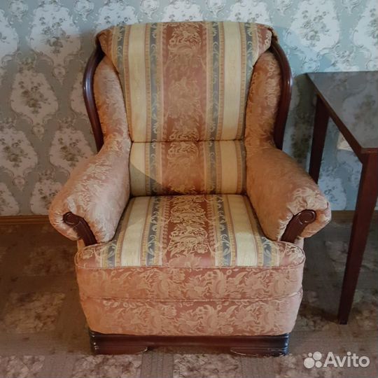 Диван и 2 кресла бу
