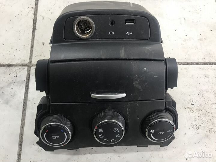 Блок управления климат контролем SsangYong Actyon