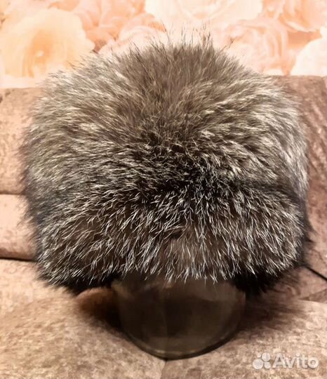 Женская меховая шапка