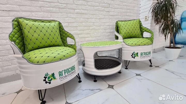 Кресла и столик из бочек. Мебель Лофт